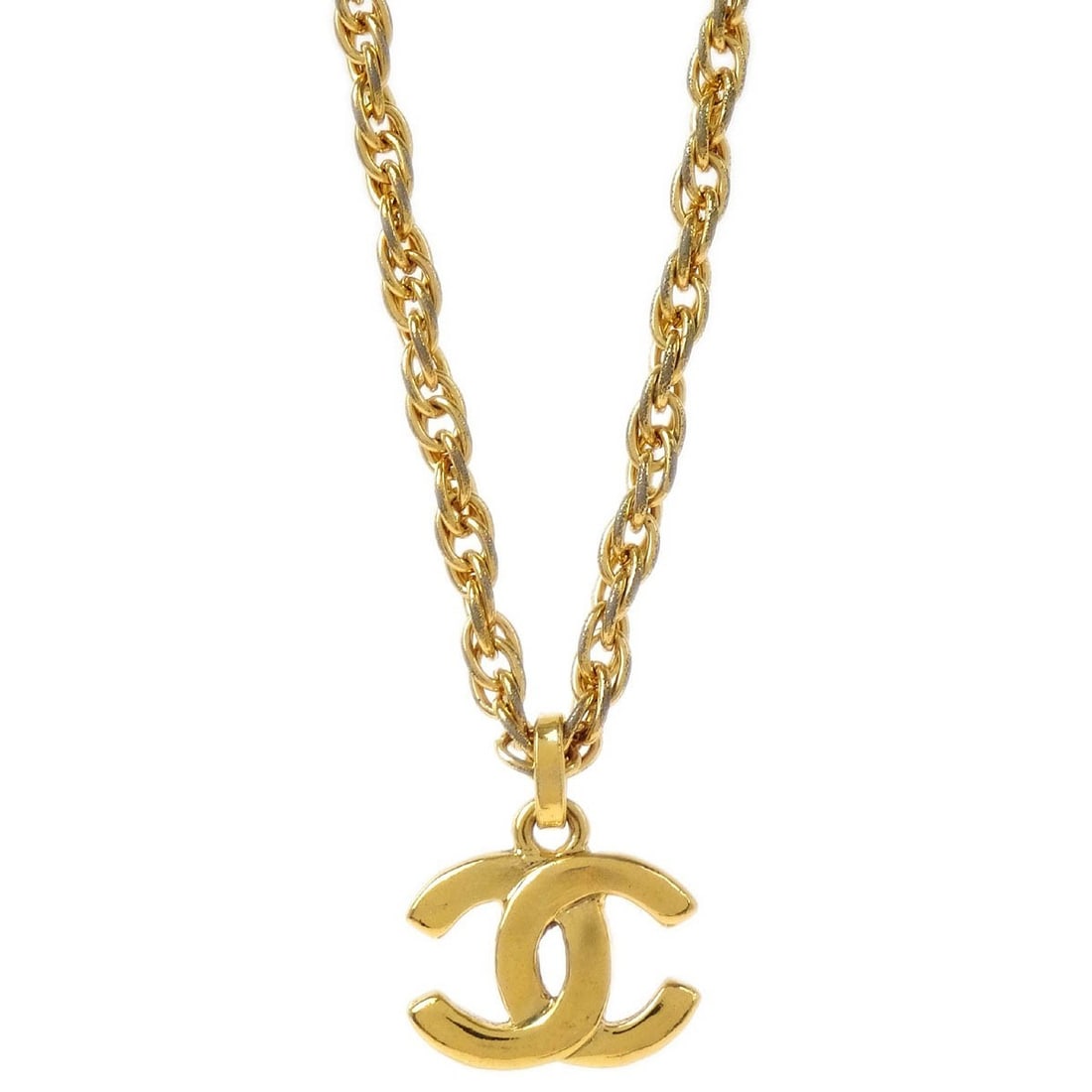 Chanel Gold Plated CC Charm Pendant Necklace: Chanel Gold Plated CC Charm Pendant Necklace Elevate your jewelry collection with this stunning Chanel Gold CC Chain Pendant Necklace. Featuring the iconic CC pendant shape, this charm necklace is cra
