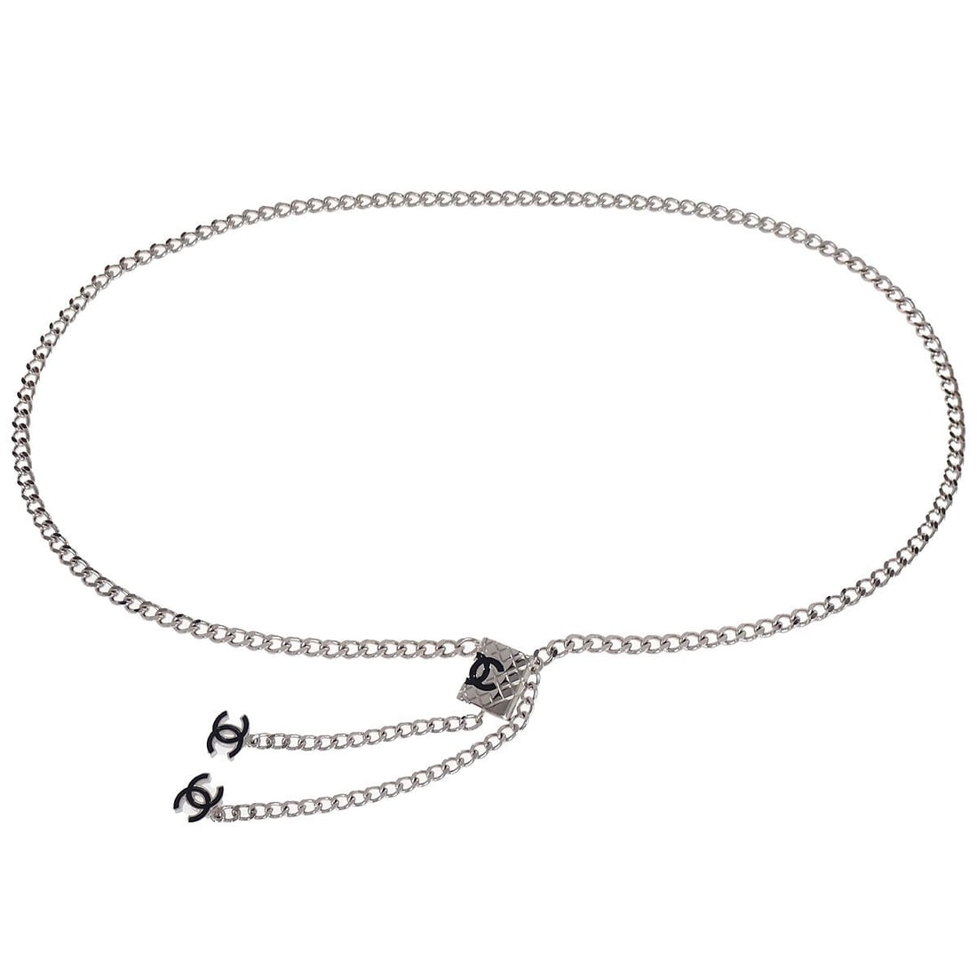 Chanel Cambon Ligne Silver Chain Belt for Women: Chanel Cambon Ligne Silver Chain Belt for Women This is a Chanel Cambon Ligne chain belt in silver, designed for women. Crafted in Italy, it features a stylish chain design and comes in a versatile on