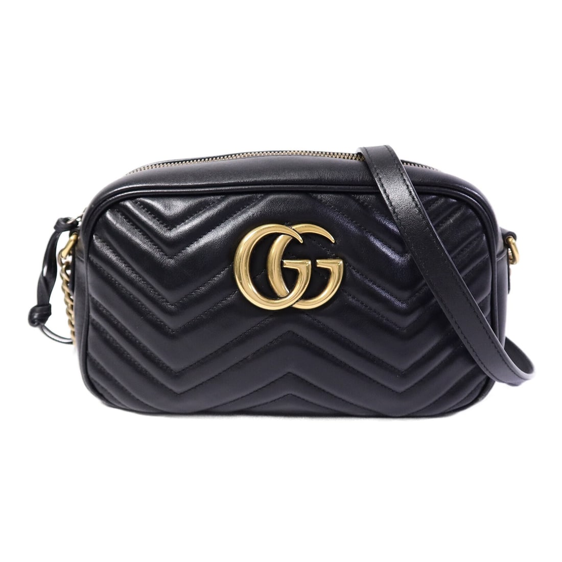 Gucci Marmont Black Calfskin Shoulder Bag GG GHW 447632: Gucci Marmont Black Calfskin Shoulder Bag GG GHW 447632 This GUCCI GG Marmont shoulder bag is crafted from black calfskin leather and features gold-tone hardware. Designed for women, it showcases a cl