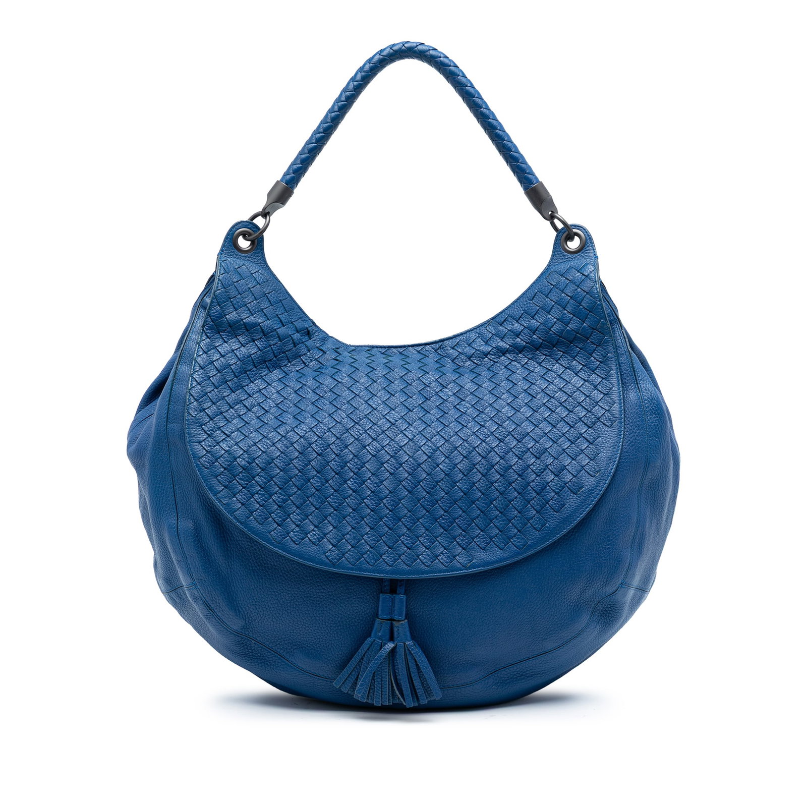 Bottega Veneta Washed Cervo Intrecciato Blue Leather Large Hobo Bag: Bottega Veneta Washed Cervo Intrecciato Blue Leather Large Hobo Bag This Bottega Veneta Large Washed Cervo Intrecciato Hobo showcases the brand's signature woven leather design in a blue finish. It fe