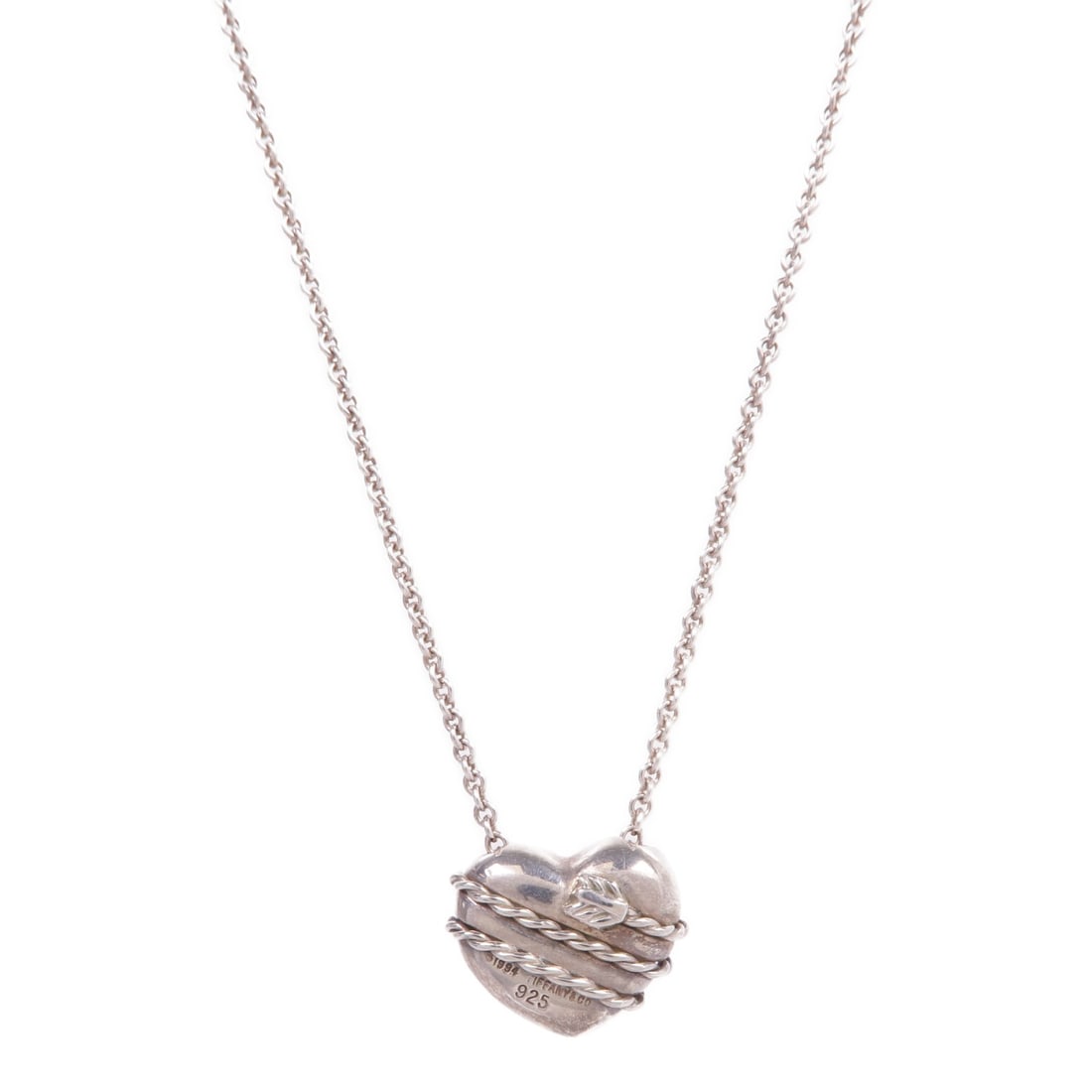 TIFFANY&CO Heart Arrow Necklace in 925 Sterling Silver: TIFFANY&CO Heart Arrow Necklace in 925 Sterling Silver This elegant Tiffany & Co. Heart Arrow Necklace is crafted from high-quality 925 sterling silver, showcasing a timeless design that combines soph