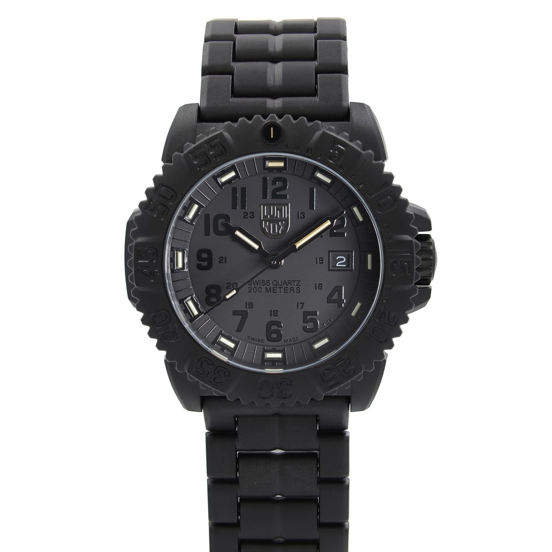 Luminox Navy Seal Colormark 44mm Quartz Diver Watch Black Dial: Luminox Navy Seal Colormark 44mm Quartz Diver Watch Black Dial The Luminox Navy Seal Colormark is a robust 44mm wristwatch designed for durability and precision. Featuring a striking black dial with A