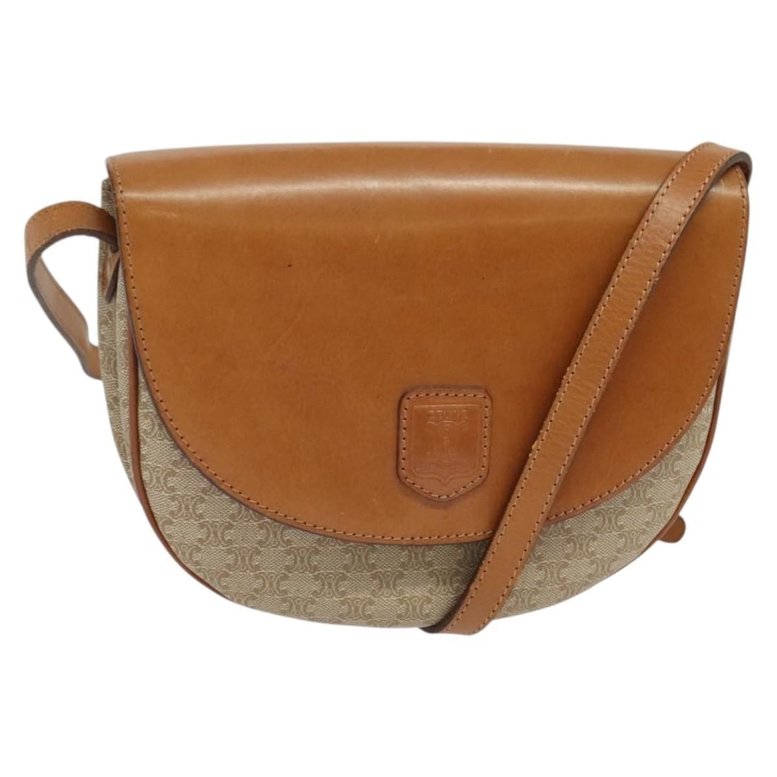 Celine Macadam Beige Canvas and Leather Women's Shoulder Bag: Celine Macadam Beige Canvas and Leather Women's Shoulder Bag This pre-owned Celine Macadam shoulder bag features a beige canvas exterior with leather accents. Designed for women, it offers a classic s
