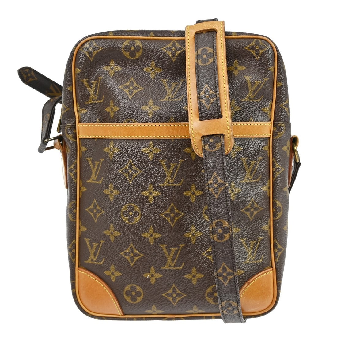 Louis Vuitton Danube MM Monogram Canvas Crossbody Shoulder Bag M45264: Louis Vuitton Danube MM Monogram Canvas Crossbody Shoulder Bag M45264 This Louis Vuitton Danube MM crossbody shoulder bag features the iconic monogram canvas leather exterior with brown leather and ca