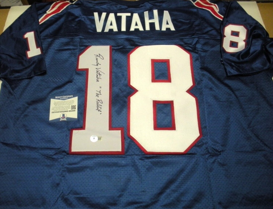 Randy Vataha Signed New England Patriots Jersey with Beckett COA: Randy Vataha Signed New England Patriots Jersey with Beckett COA This official licensed Champion jersey features Randy Vataha's signature, making it a must-have for any football fan or collector. The 