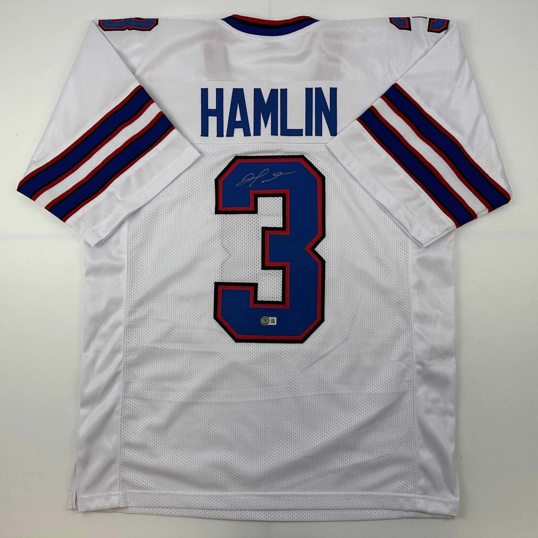 Autographed Damar Hamlin Buffalo Bills White Jersey Beckett BAS COA (1 of 4)