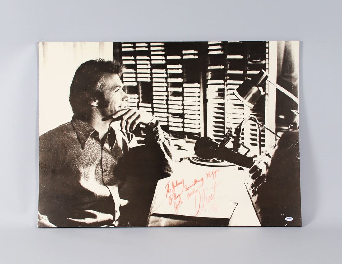 Clint Eastwood Signed 24x33.5 Play Misty For Me Photo PSA DNA COA: Clint Eastwood Signed 24x33.5 Play Misty For Me Photo PSA DNA COA This remarkable piece features a historic signed photo from the iconic film "Play Misty For Me," directed by and starring Clint Eastwo