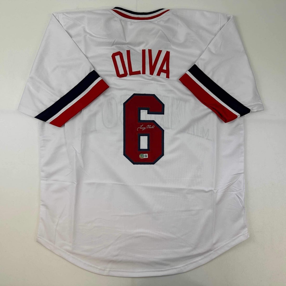 Tony Oliva Autographed Minnesota Twins Baseball Jersey Beckett COA (1 of 4)