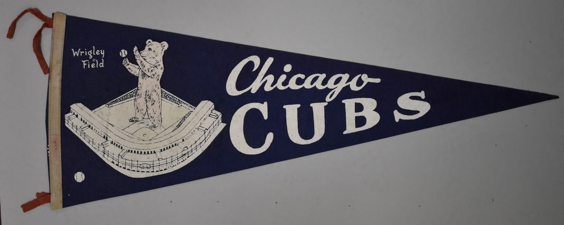 Chicago Cubs Wrigley Field Felt Pennant 12x30 Vintage Original: Chicago Cubs Wrigley Field Felt Pennant 12x30 Vintage Original This is a vintage felt pennant from the 1940s-1950s featuring the Chicago Cubs and Wrigley Field. Made in the United States, this collect