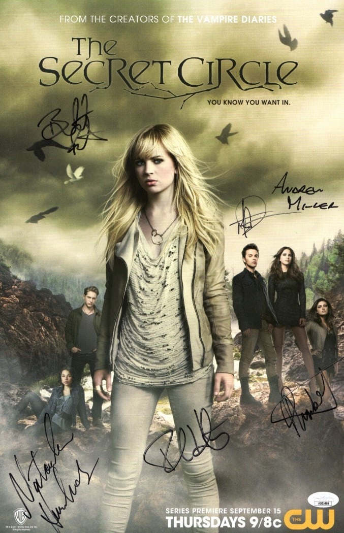 The Secret Circle Multi Signed 11X17 Poster JSA Authenticated: The Secret Circle Multi Signed 11X17 Poster JSA Authenticated This original multi-signed autographed poster of 'The Secret Circle' features the signatures of five talented actors: Britt Robertson, Nat