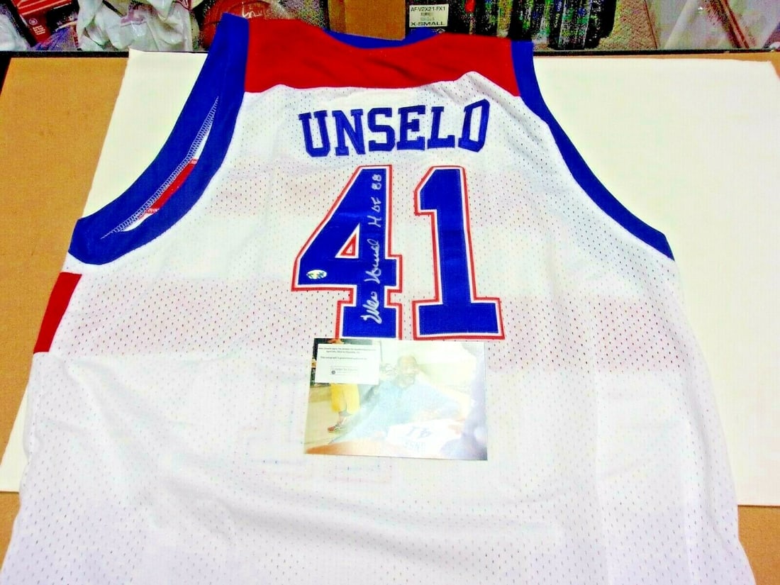 Autographed Wes Unseld Washington Bullets Hall of Fame Jersey With COA (1 of 2)