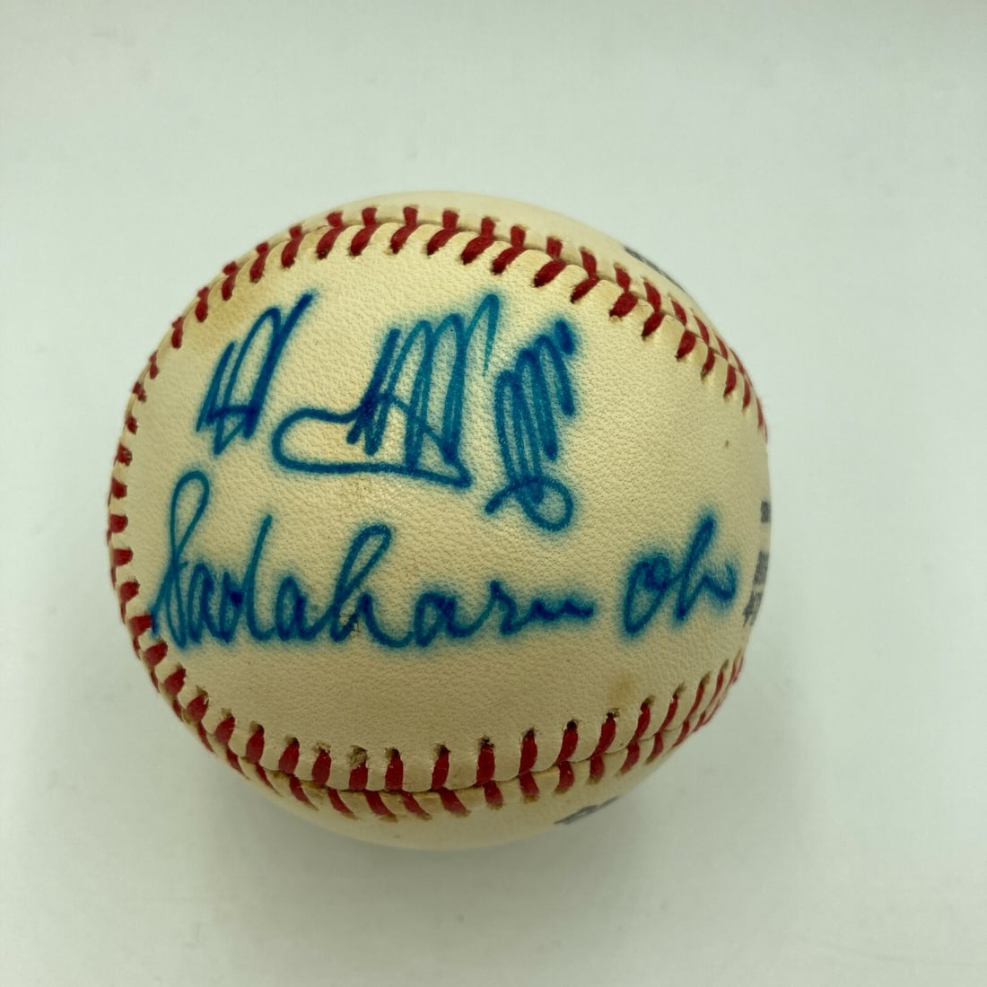 Hank Aaron Sadaharu Oh Signed Vintage Baseball JSA Authenticated: Hank Aaron Sadaharu Oh Signed Vintage Baseball JSA Authenticated This is a vintage National League baseball signed by baseball legends Hank Aaron and Sadaharu Oh, authenticated by James Spence Authent