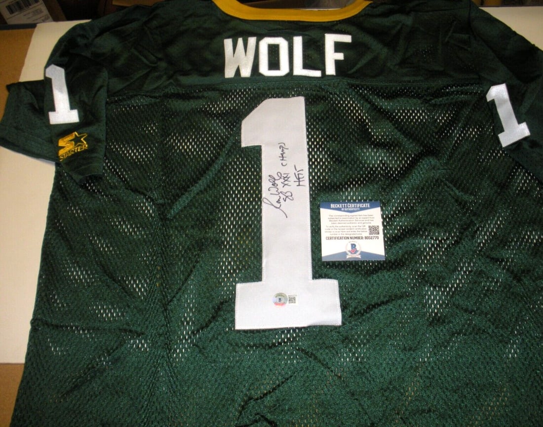 Ron Wolf Green Bay Packers Signed Starter Jersey with Beckett COA: Ron Wolf Green Bay Packers Signed Starter Jersey with Beckett COA This officially licensed Starter jersey is a must-have for any Green Bay Packers fan. Authentically signed by Ron Wolf, this jersey is