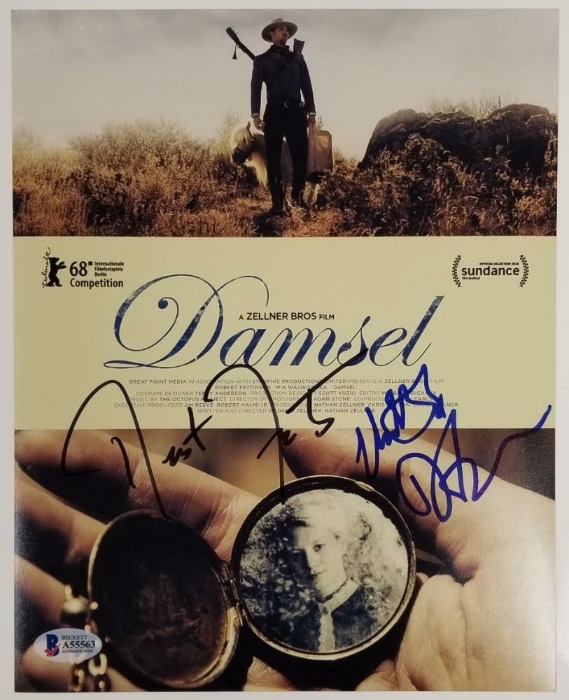 Signed 8x10 Damsel Cast Photograph Forster David Nathan Zellner With BAS COA (1 of 3)