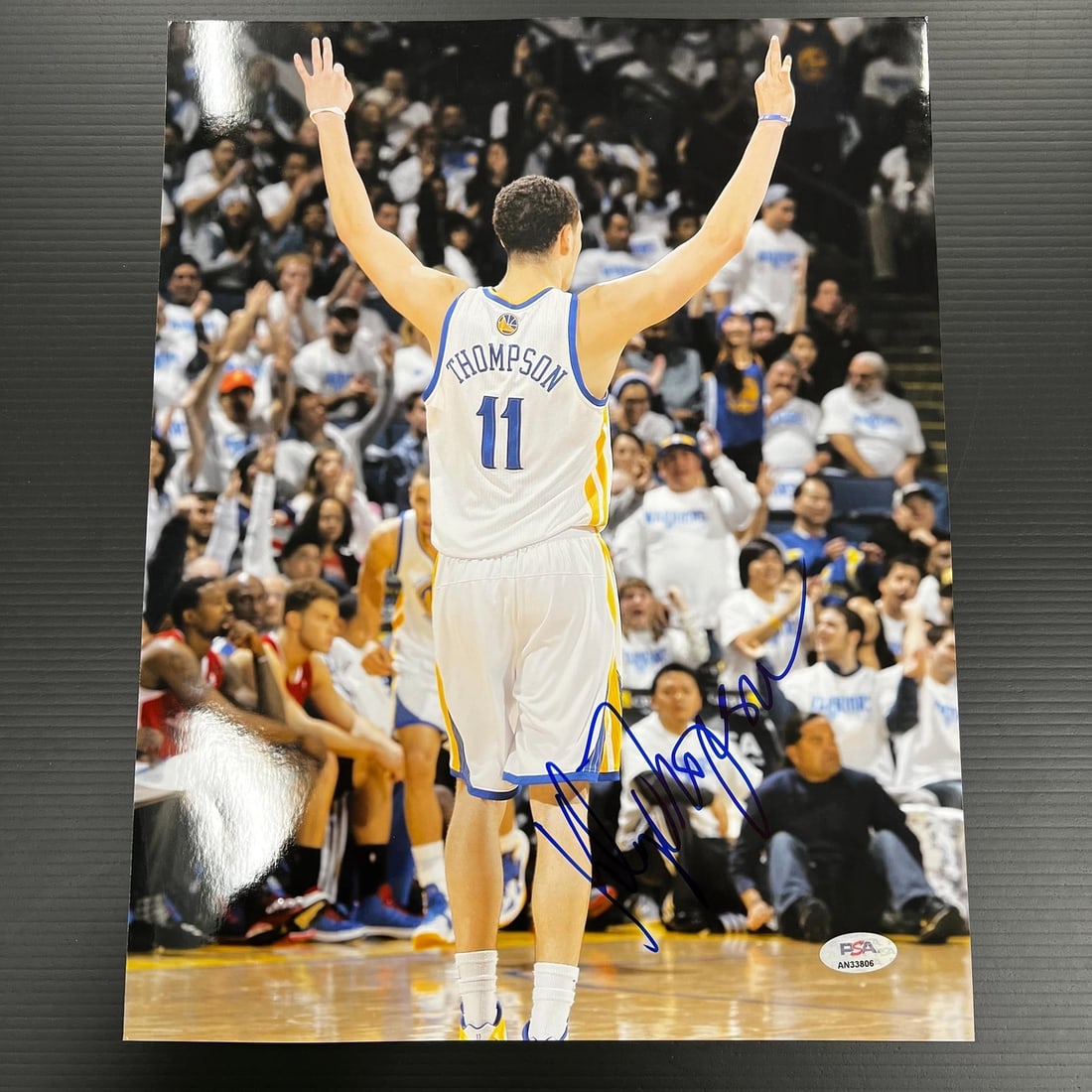 Klay Thompson Autographed 11x14 Photo PSA/DNA Golden State Warriors (1 of 3)