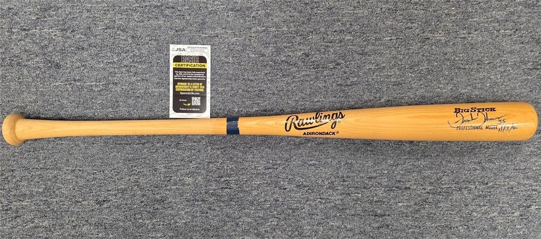 Autographed Rawlings Big Stick Pro Bat Frank Thomas JSA Authenticated: Autographed Rawlings Big Stick Pro Bat Frank Thomas JSA Authenticated This Rawlings Big Stick Pro Model bat features the autograph of Frank Thomas. The signature is authenticated by James Spence Authe