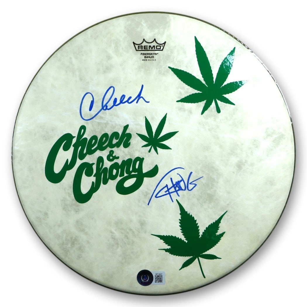 11 Inch Drumhead Signed by Cheech Marin and Tommy Chong Beckett Authenticated: 11 Inch Drumhead Signed by Cheech Marin and Tommy Chong Beckett Authenticated This 11-inch custom drumhead has been dual signed by Cheech Marin and Tommy Chong. The autographs have been authenticated 