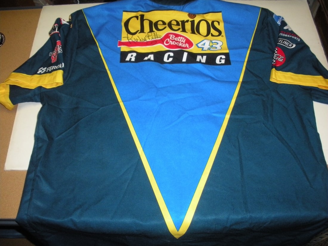 Signed Richard Petty NASCAR Cheerios Racing Jacket With COA (1 of 3)