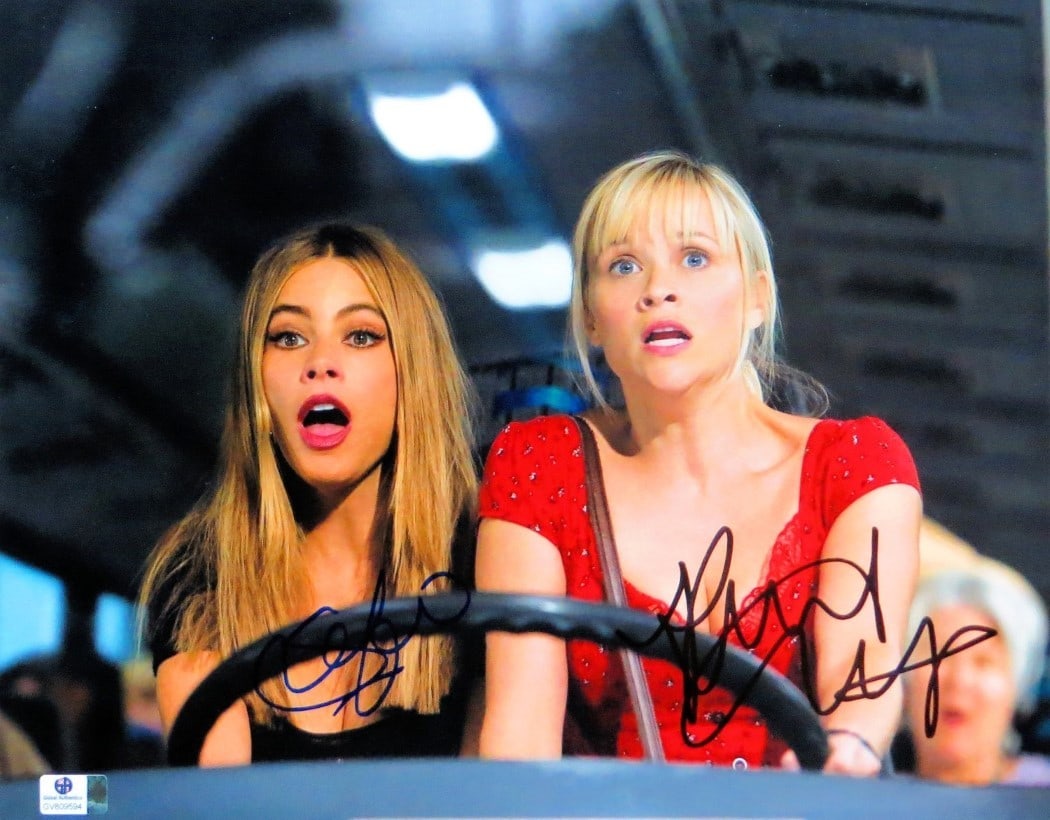 Reese Witherspoon Sofia Vergara Signed 11x14 Photo Hot Pursuit GAI Authenticated: Reese Witherspoon Sofia Vergara Signed 11x14 Photo Hot Pursuit GAI Authenticated This is an original 11x14 photograph featuring the autographs of both Reese Witherspoon and Sofia Vergara, authenticate