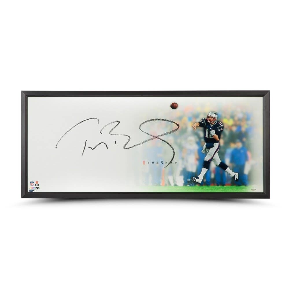 Tom Brady Signed The Show 20x46 Framed Photo New England Patriots Upper Deck Authenticated: Tom Brady Signed The Show 20x46 Framed Photo New England Patriots Upper Deck Authenticated This stunning lithograph print features an iconic 46" x 20" photograph of Tom Brady, a legendary quarterback 