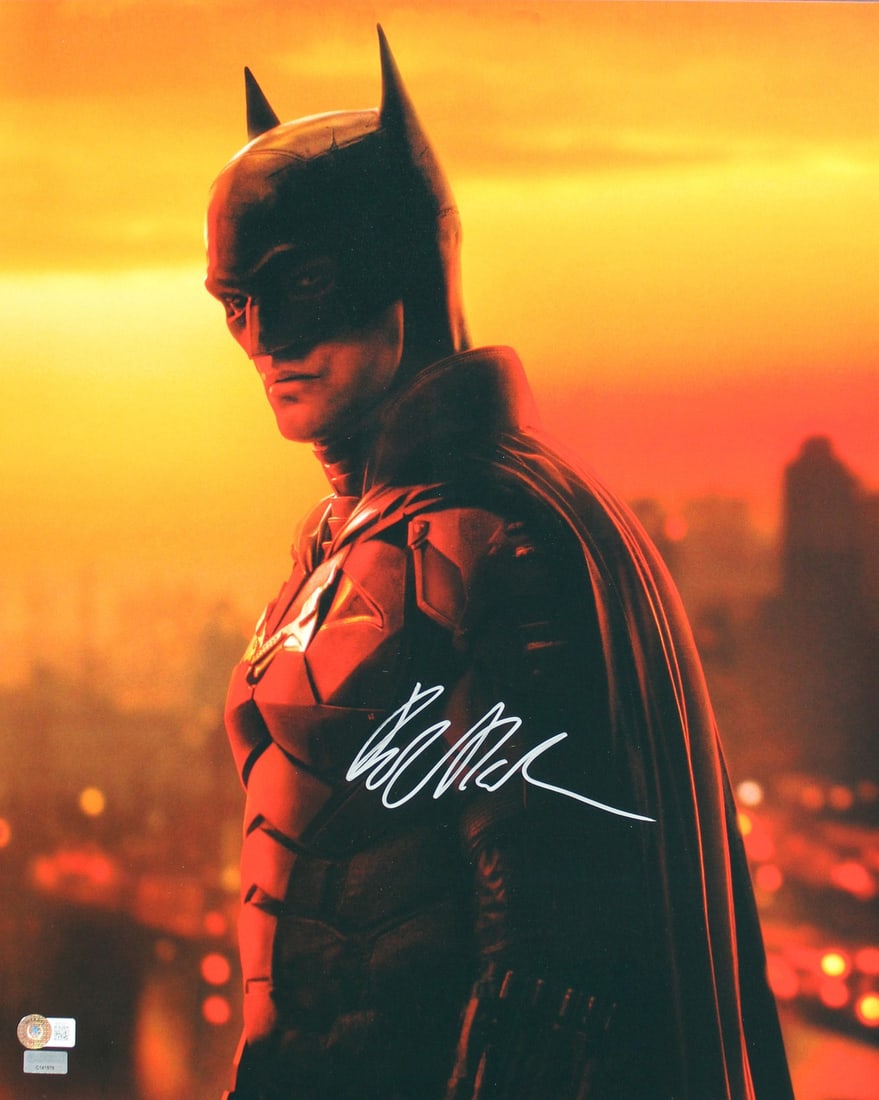 Robert Pattinson Autographed 16x20 Photograph Beckett Authenticated The Batman (1 of 3)