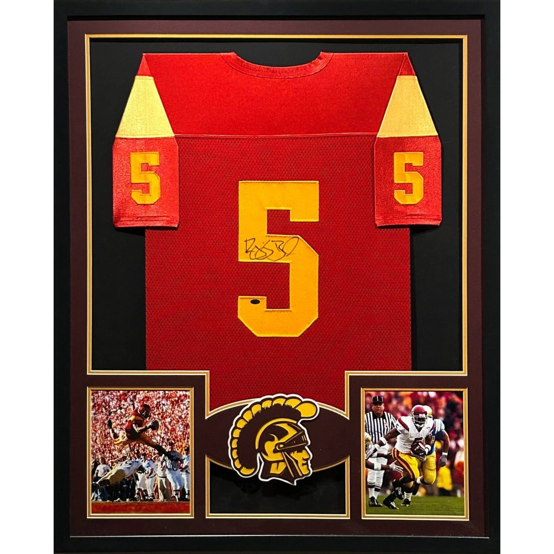 Reggie Bush Autographed Framed USC Jersey JSA Certified: Reggie Bush Autographed Framed USC Jersey JSA Certified This is an autographed framed jersey of Reggie Bush, a standout player from USC (Southern California). Authenticated by JSA, a leader in sports 