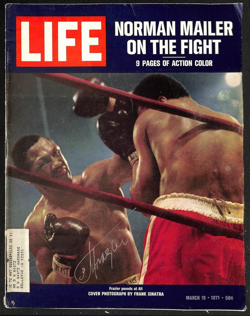 March 19 1971 LIFE Magazine Signed by Joe Frazier PSA DNA Authenticated (1 of 2)
