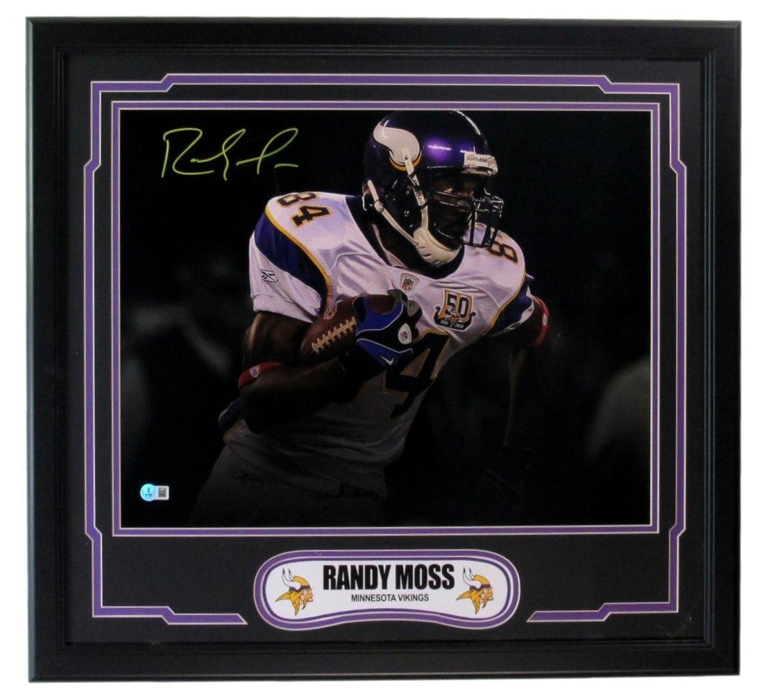 Randy Moss Signed Vikings 16x20 Photo Framed Beckett Authenticated: Randy Moss Signed Vikings 16x20 Photo Framed Beckett Authenticated Celebrate the legacy of Randy Moss with this Hall of Fame autographed 16x20 photo, beautifully framed and ready to display. This uniq