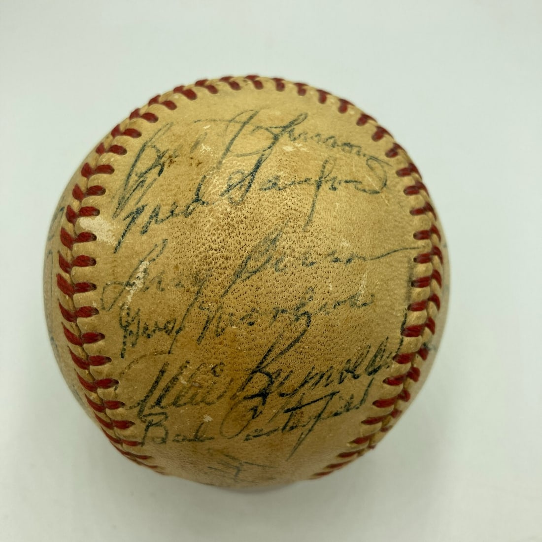 1949 New York Yankees Team Signed Baseball with JSA COA: 1949 New York Yankees Team Signed Baseball with JSA COA Celebrate the legendary 1949 New York Yankees with this authentic team-signed baseball, featuring the signatures of 18 members from the World Se