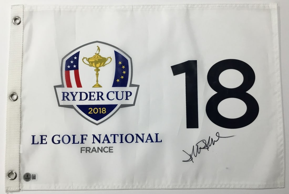 David Duval Signed 2018 Ryder Cup #18 Pin Flag Beckett Authenticated: David Duval Signed 2018 Ryder Cup #18 Pin Flag Beckett Authenticated Celebrate golf history with this original 2018 Ryder Cup Le Golf National #18 pin flag, signed by PGA star David Duval. The flag fe