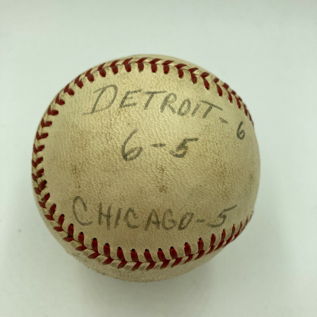 Mickey Lolich Signed Game Used Baseball Win No 126 Beckett COA: Mickey Lolich Signed Game Used Baseball Win No 126 Beckett COA This game-used baseball commemorates Mickey Lolich's 126th career win, marking the final pitch of the game. It is an original piece from 