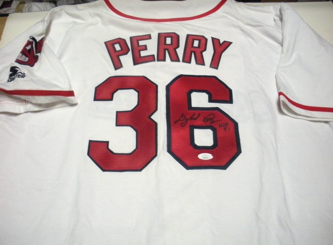 Signed Starter Jersey Gaylord Perry Cleveland Indians With JSA COA: Signed Starter Jersey Gaylord Perry Cleveland Indians With JSA COA This is a pre-owned officially licensed Starter jersey signed by Gaylord Perry, representing the Cleveland Indians. Authenticated by 