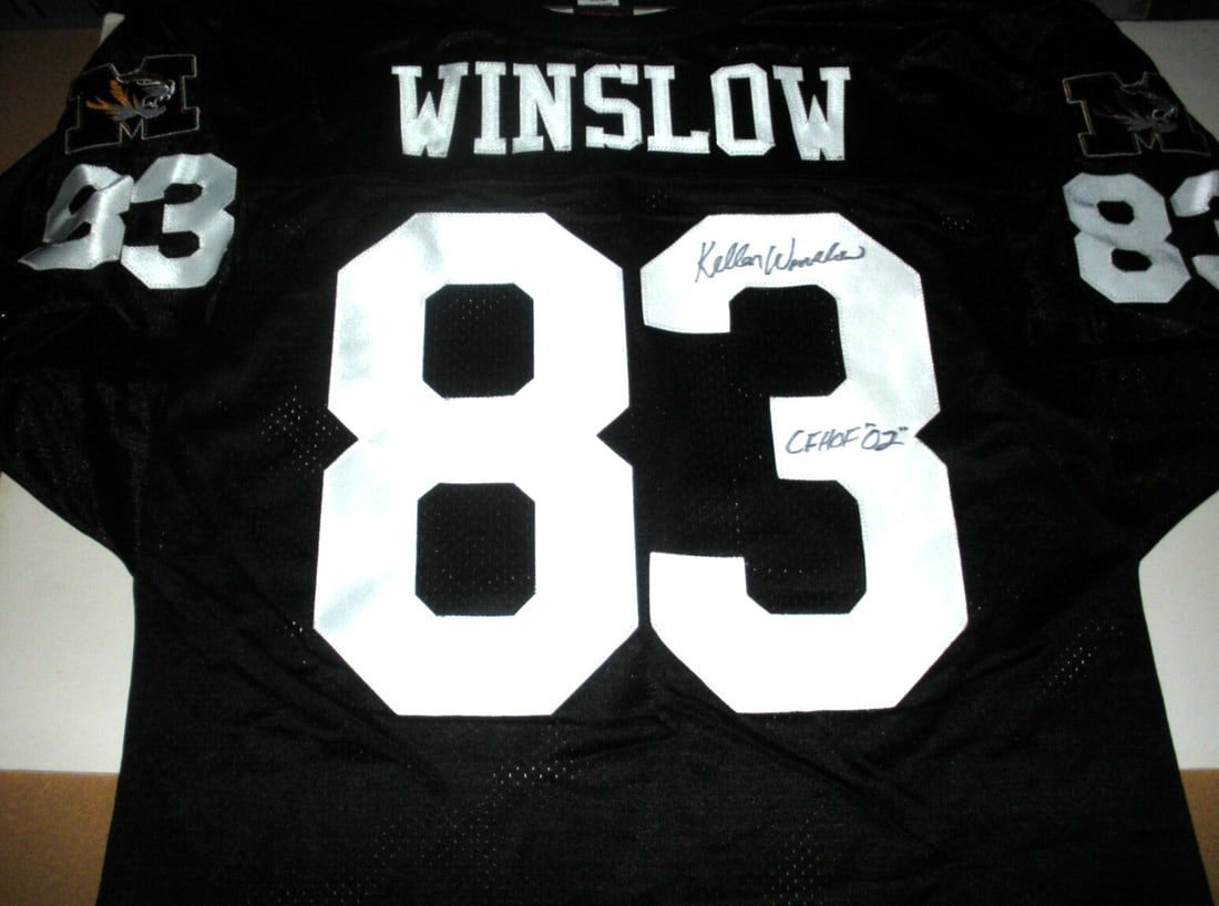 Kellen Winslow Missouri Tigers Signed Wilson Jersey with COA: Kellen Winslow Missouri Tigers Signed Wilson Jersey with COA This officially licensed Wilson jersey features the signature of Kellen Winslow, a celebrated player of the Missouri Tigers. Crafted for fo