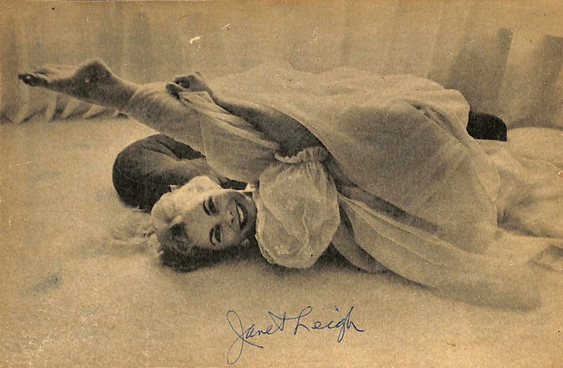 Janet Leigh Signed Vintage Photo 7x5 Beckett Certified (1 of 1)