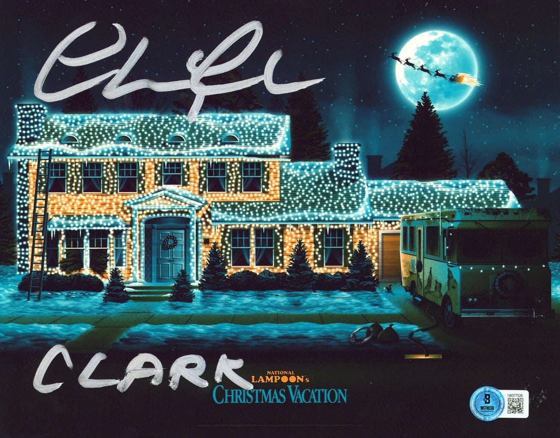 Chevy Chase Signed 8x10 Photo Clark Inscription BAS Witness Christmas Vacation: Chevy Chase Signed 8x10 Photo Clark Inscription BAS Witness Christmas Vacation This 8x10 photograph from National Lampoon's Christmas Vacation features a house scene and is personally signed by Chevy 