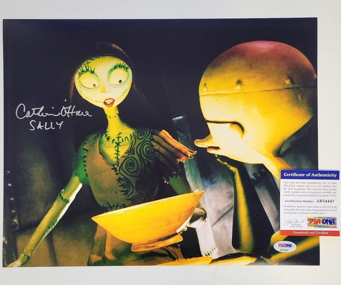 Catherine O'Hara Signed Sally 11x14 Photo PSA Nightmare Before Christmas: Catherine O'Hara Signed Sally 11x14 Photo PSA Nightmare Before Christmas This is an original 11x14 photograph from Disney's beloved film, "The Nightmare Before Christmas," featuring the character Sall
