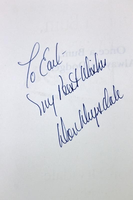 Los Angeles Dodgers Don Drysdale Signed Book PSA/DNA Certified: Los Angeles Dodgers Don Drysdale Signed Book PSA/DNA Certified This authentic signed book features the legendary Don Drysdale, an iconic player for the Los Angeles Dodgers. The autograph has been cert