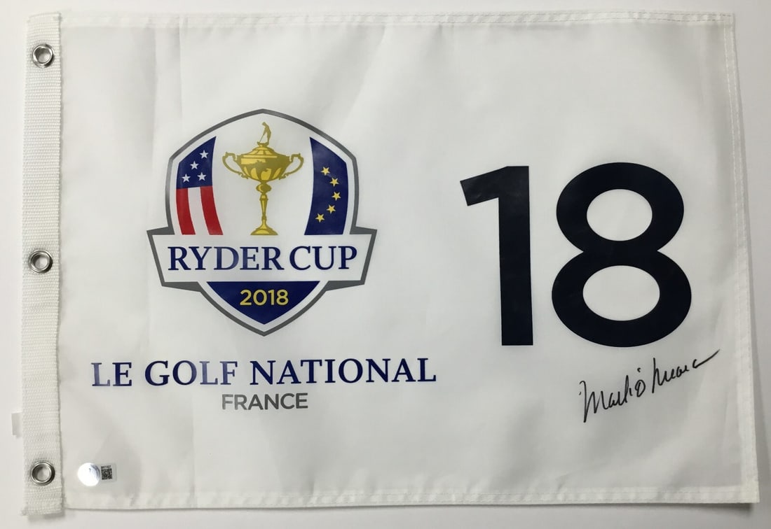 Mark O'Meara Signed 2018 Ryder Cup Le Golf National Flag Beckett Authenticated (1 of 4)