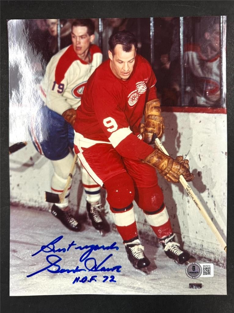 Gordie Howe Signed HOF 92 Detroit Red Wings Photo Beckett BAS: Gordie Howe Signed HOF 92 Detroit Red Wings Photo Beckett BAS This 8x10 photo of Gordie Howe, a legendary hockey player, features his signature along with the inscription "HOF 92" indicating his induc