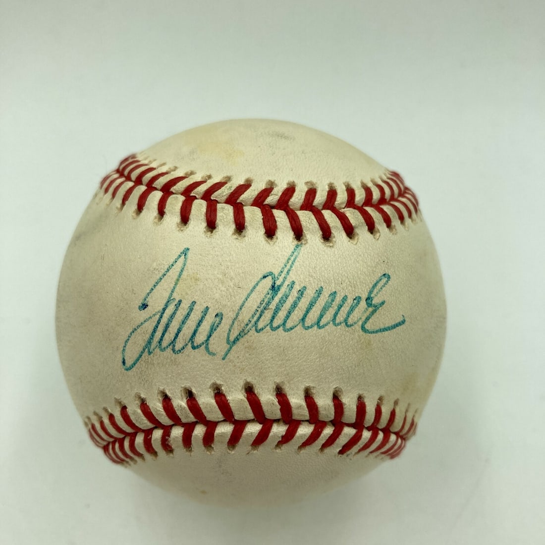 Tom Seaver Autographed Official MLB Baseball JSA COA New York Mets: Tom Seaver Autographed Official MLB Baseball JSA COA New York Mets This is an original autographed official Major League Baseball signed by Hall of Famer Tom Seaver, a legendary pitcher for the New Yo