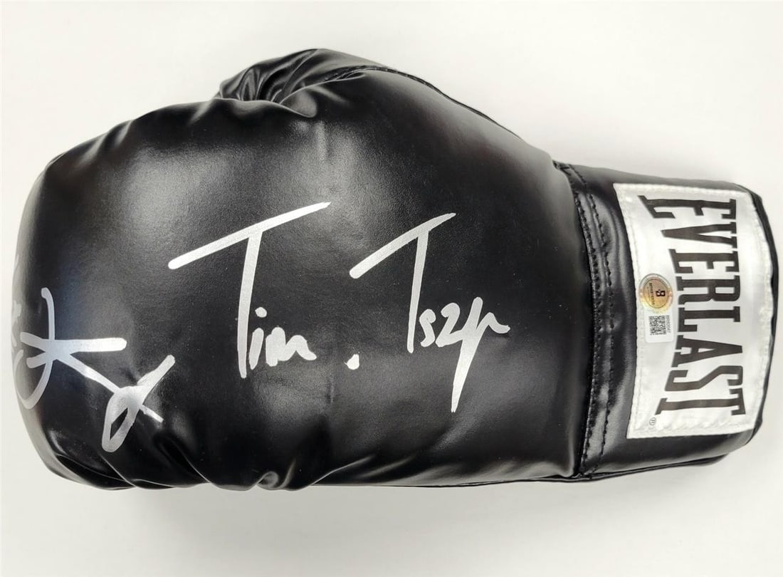 Everlast boxing glove autographed by Tim Tszyu and Keith Thurman Beckett certified (1 of 5)