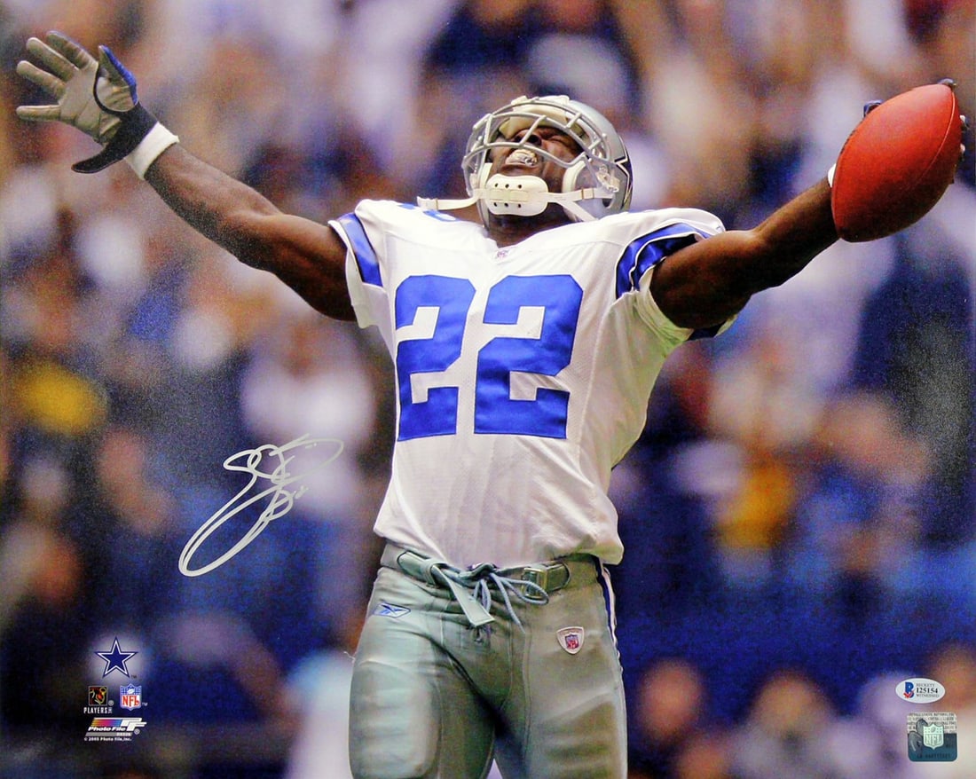 Emmitt Smith Signed 16X20 Photo Dallas Cowboys Record Breaking Celebration BAS Witnessed: Emmitt Smith Signed 16X20 Photo Dallas Cowboys Record Breaking Celebration BAS Witnessed Celebrate a legendary moment in football history with this original 16x20 photo featuring Emmitt Smith's record