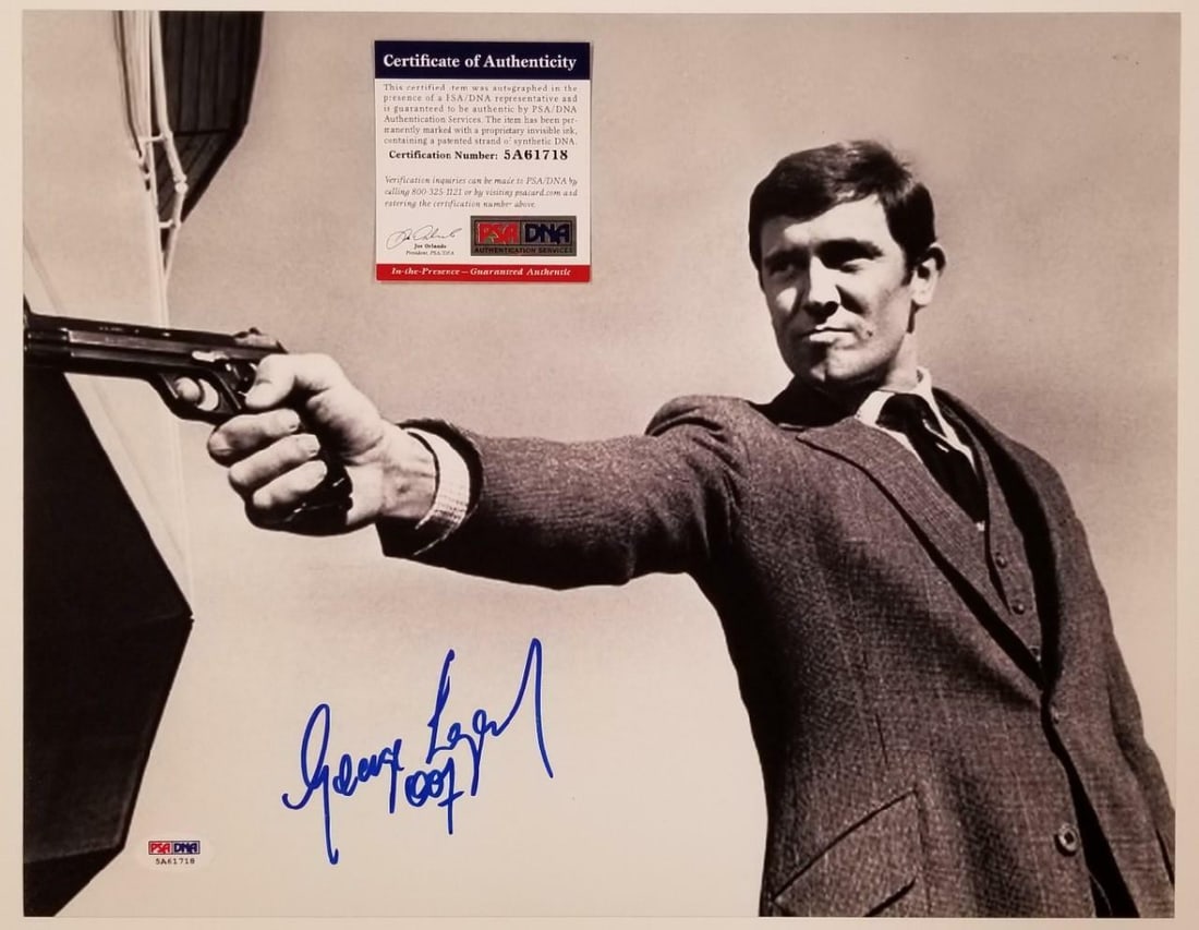 George Lazenby Autographed James Bond 11x14 Photograph PSA Authenticated (1 of 1)
