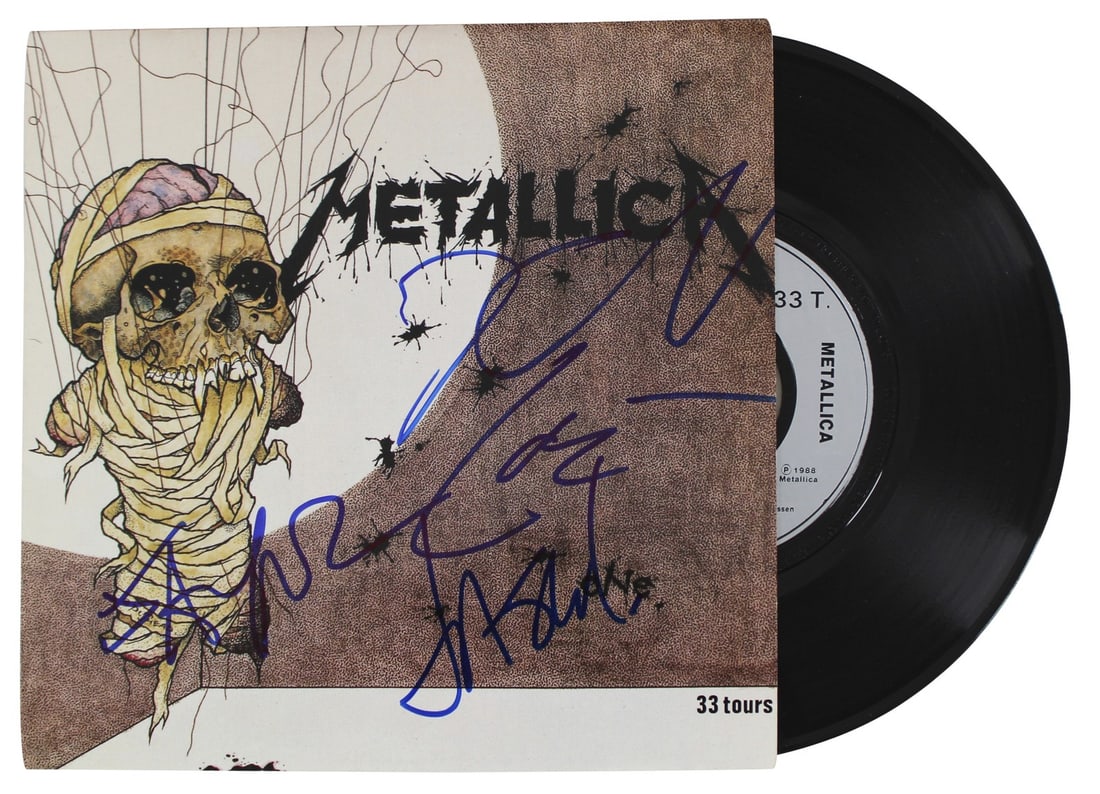 Metallica Signed Album Cover with Hetfield Ulrich Hammett Newsted Beckett Authenticated: Metallica Signed Album Cover with Hetfield Ulrich Hammett Newsted Beckett Authenticated This original Metallica 45 RPM album cover has been personally signed by the iconic members James Hetfield, Lars