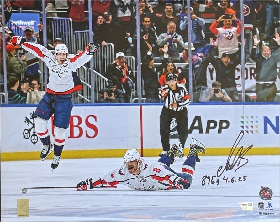 Alexander Ovechkin Signed 16x20 Photo Inscribed 895g 4.6.25 Capitals: Alexander Ovechkin Signed 16x20 Photo Inscribed 895g 4.6.25 Capitals Celebrate the legacy of Alexander Ovechkin with this stunning autographed 16x20 photo, capturing the moment he achieved his record-