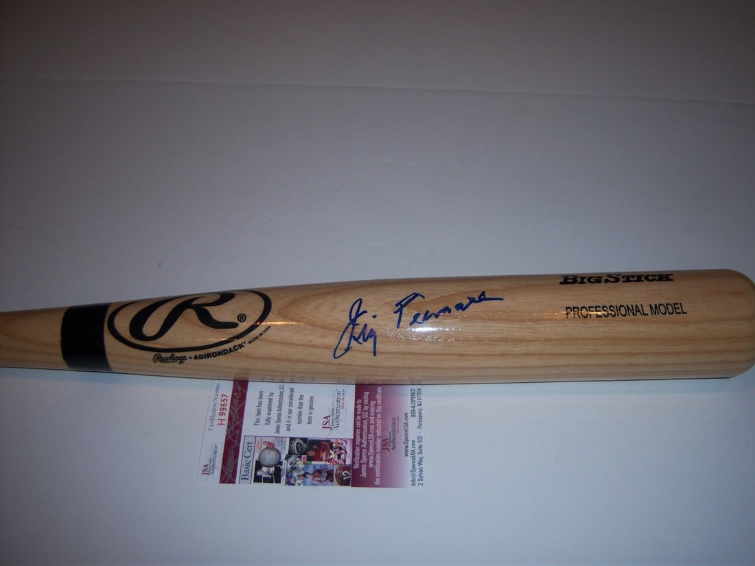 Full Size Bat Autographed by Jim Piersall with JSA COA Boston Red Sox: Full Size Bat Autographed by Jim Piersall with JSA COA Boston Red Sox This is a full-size baseball bat signed by Jimmy Piersall of the Boston Red Sox. The bat is an original item from the United State