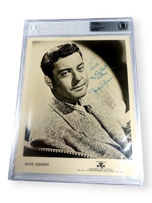 Beckett Authenticated Jackie Gleason 8x10 Honeymooners Photo (1 of 4)