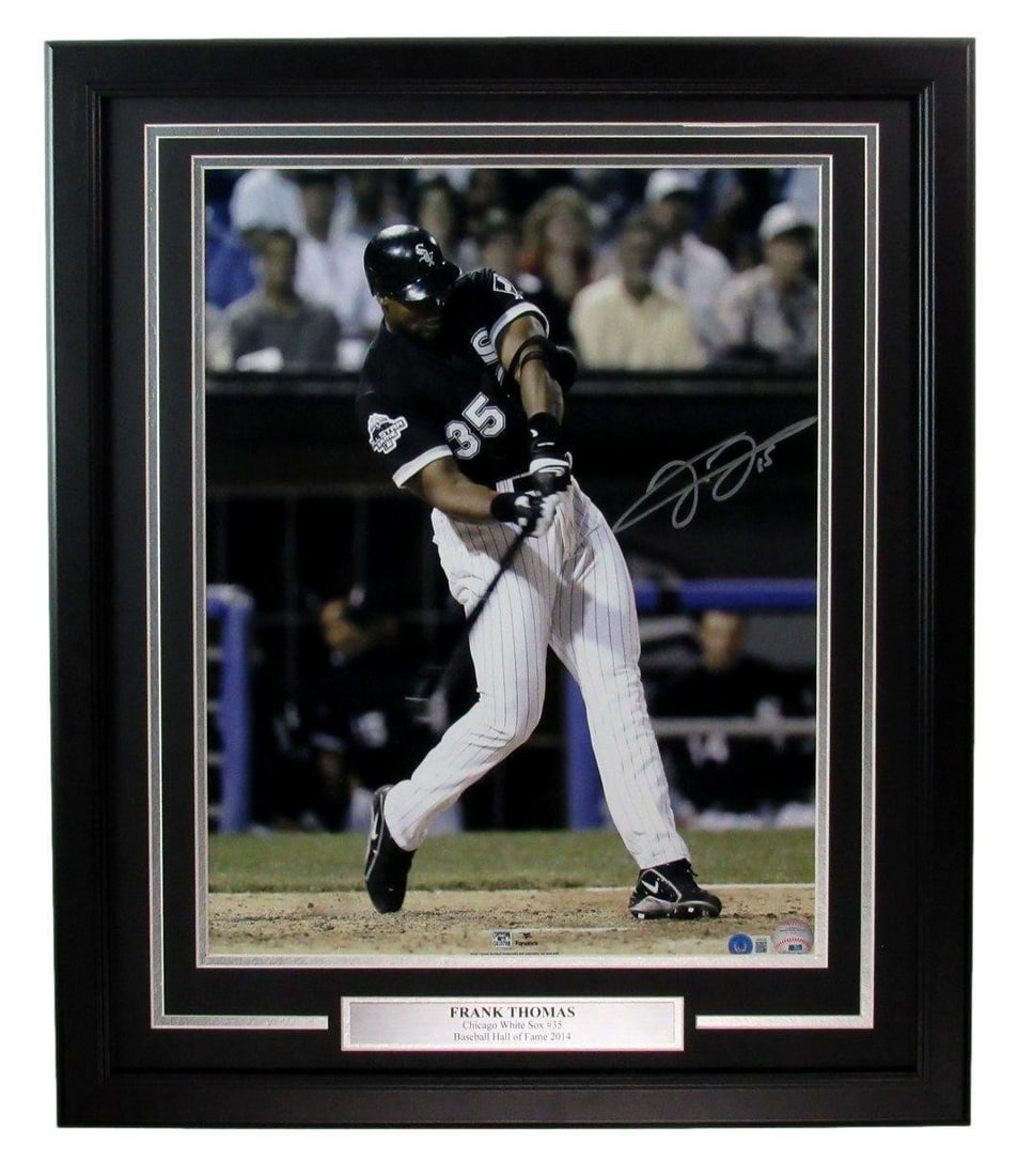 Framed 16x20 Signed Photo Frank Thomas Chicago White Sox Beckett Authenticated: Framed 16x20 Signed Photo Frank Thomas Chicago White Sox Beckett Authenticated Elevate your collection with this framed 16x20 photo of Frank Thomas, a Hall of Famer, showcasing his legacy with the Chi
