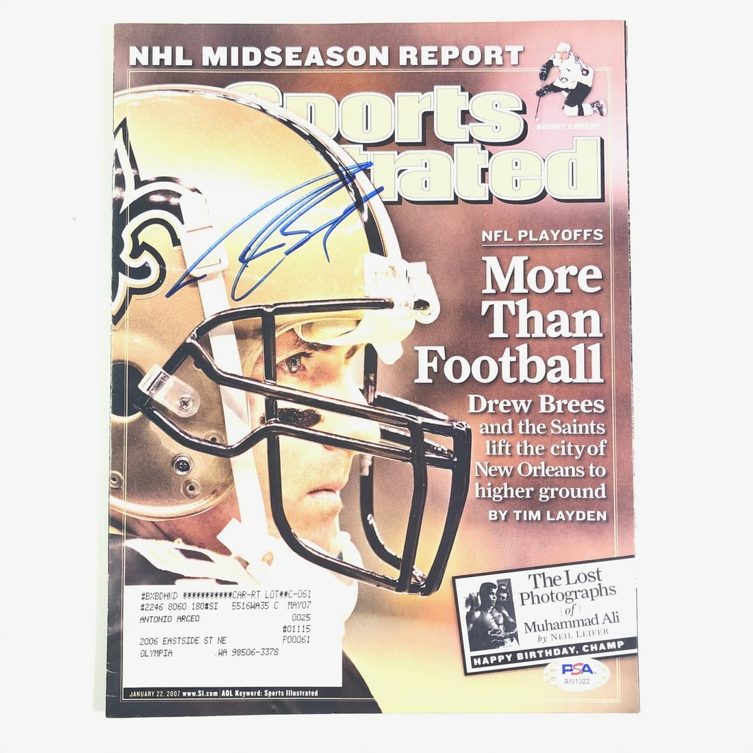 PSA DNA Authenticated Sports Illustrated Magazine Signed by Drew Brees: PSA DNA Authenticated Sports Illustrated Magazine Signed by Drew Brees This Sports Illustrated magazine features an authentic signature from Drew Brees of the New Orleans Saints. The autograph has bee