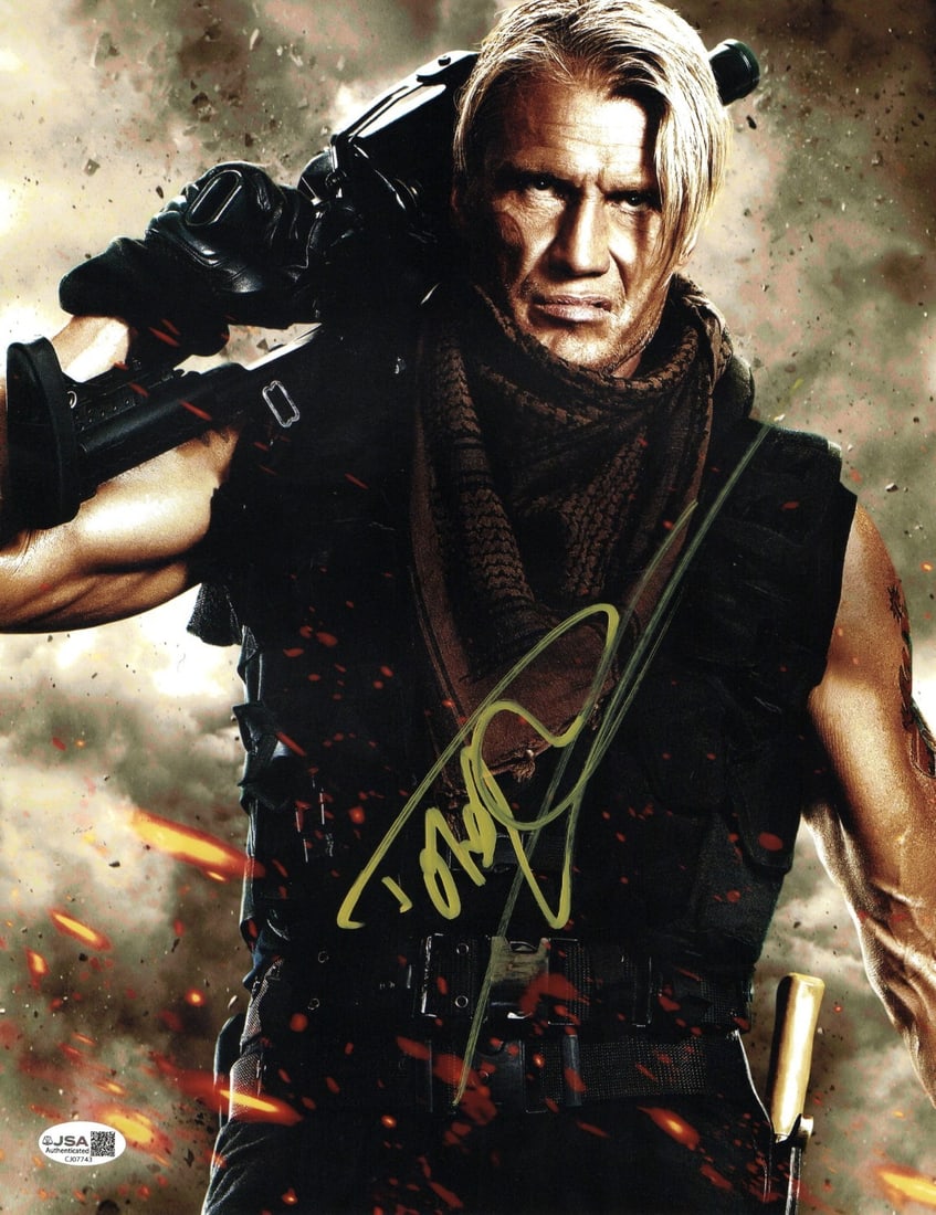 Dolph Lundgren Signed 11x14 Photo The Expendables JSA Authenticated: Dolph Lundgren Signed 11x14 Photo The Expendables JSA Authenticated This stunning 11x14 photograph features Dolph Lundgren, renowned for his iconic role in 'The Expendables', and is personally signed 